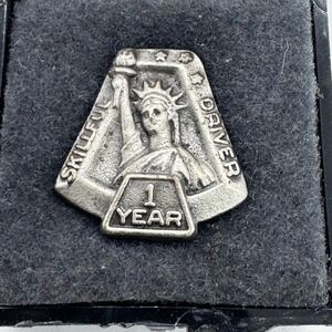 Vintage Statue of‎ Liberty Skillful Driver 1 Year Safety Award Pin